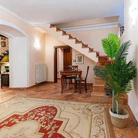 別荘 Artist's スポレート